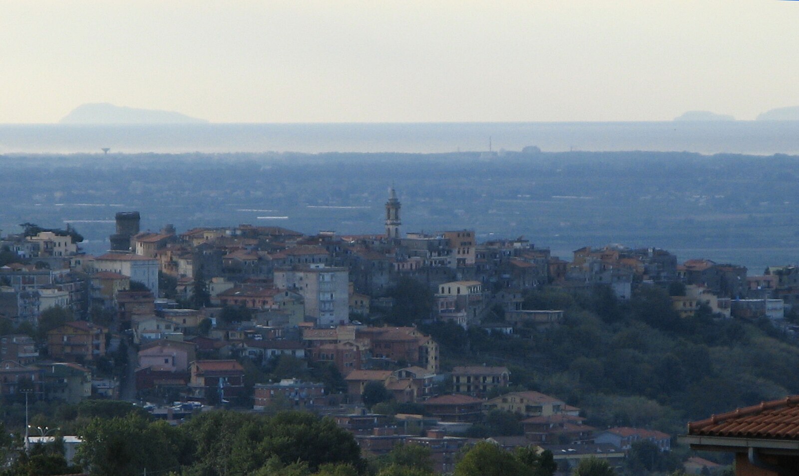 Lanuvio, vista caratteristica